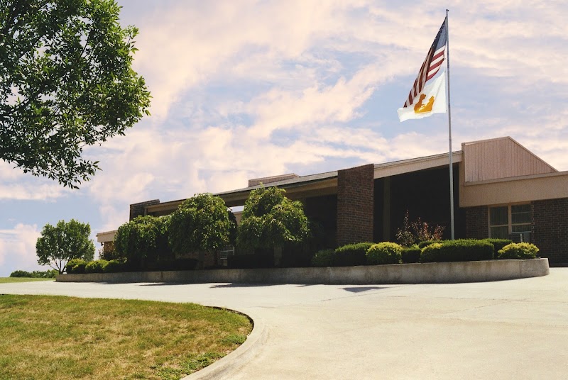 LIFE CARE CENTER OF GRANDVIEW nursing home in GRANDVIEW, MO - Photo 2 of 5