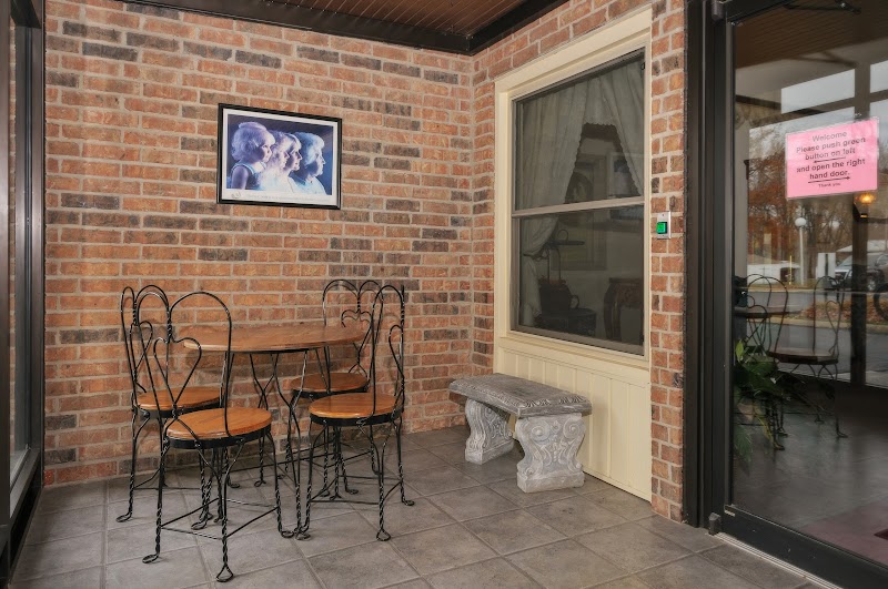 LIFE CARE CENTER OF BROOKFIELD nursing home in BROOKFIELD, MO - Photo 5 of 5