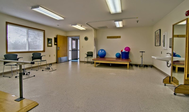 CLARK'S MOUNTAIN NURSING CENTER nursing home in PIEDMONT, MO - Photo 3 of 10