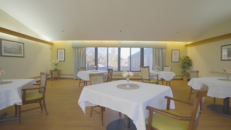 OAK PARK CARE CENTER nursing home in SAINT LOUIS, MO - Photo 5 of 5