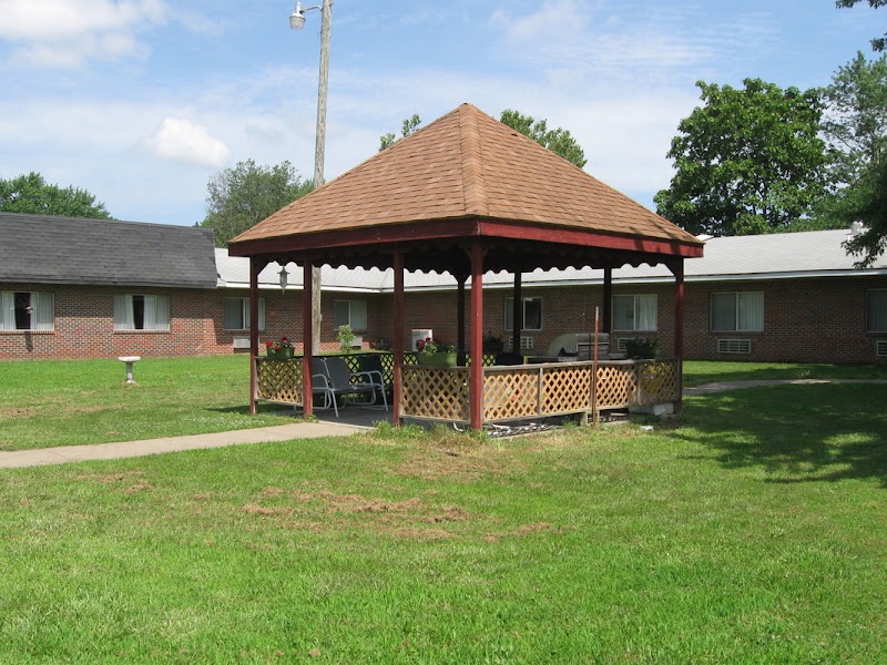 TRUMAN LAKE MANOR INC nursing home in LOWRY CITY, MO - Photo 3 of 5