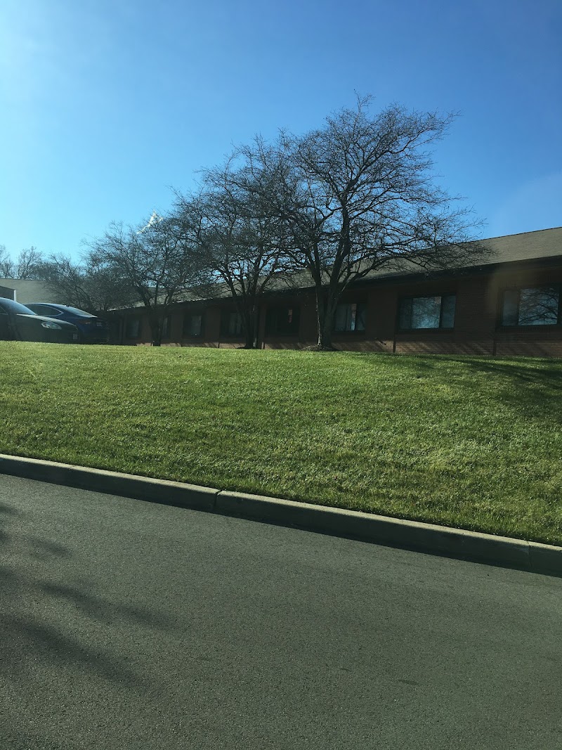 RIVER CROSSING REHAB AND HEALTHCARE CENTER nursing home in SAINT LOUIS, MO - Photo 3 of 5