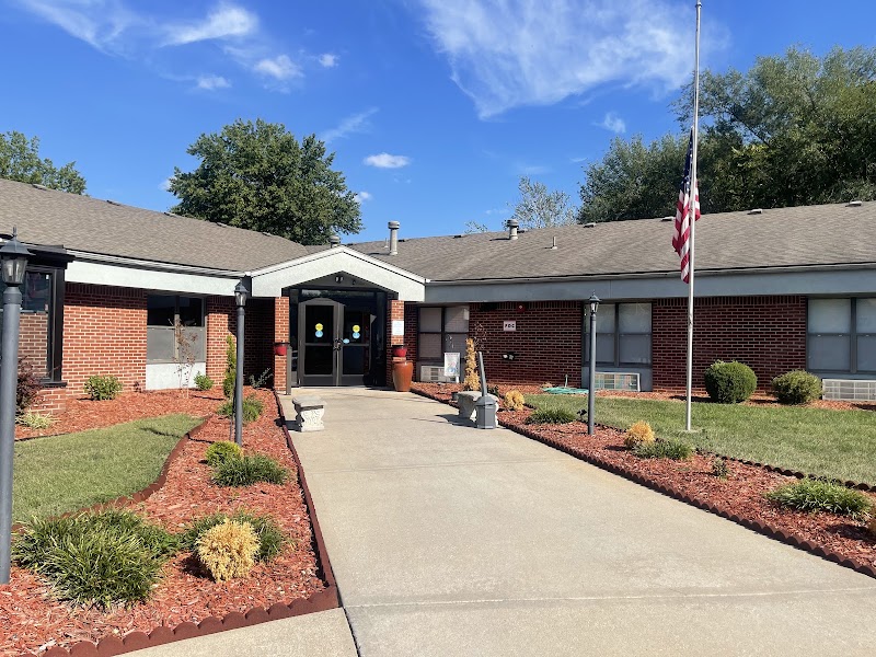LEES SUMMIT PLACE nursing home in LEES SUMMIT, MO - Photo 2 of 5