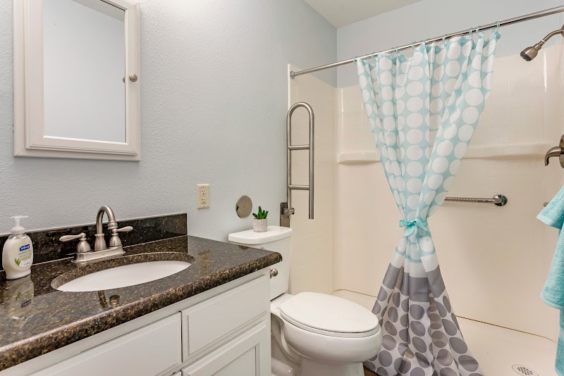 WINDSOR ESTATES OF ST CHARLES nursing home in SAINT CHARLES, MO - Photo 5 of 5