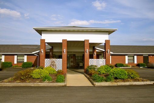 MARSHFIELD CARE CENTER FOR REHAB AND HEALTHCARE nursing home in MARSHFIELD, MO - Photo 2 of 5
