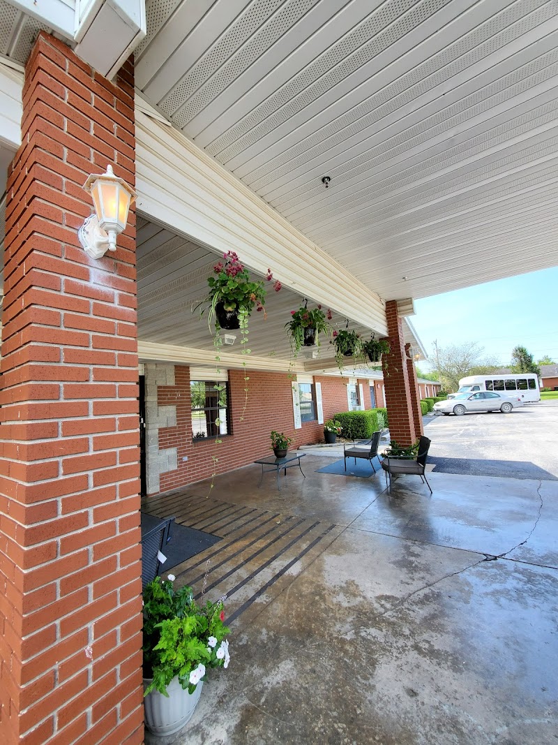 MARSHFIELD CARE CENTER FOR REHAB AND HEALTHCARE nursing home in MARSHFIELD, MO - Photo 5 of 5