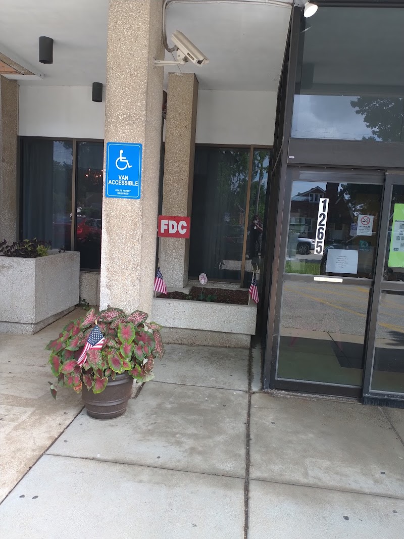 HILLSIDE REHAB AND HEALTHCARE CENTER nursing home in SAINT LOUIS, MO - Photo 5 of 5