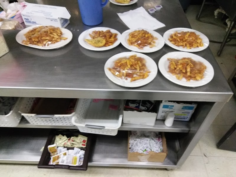 WILLOWCREEK WELLNESS & REHABILITATION nursing home in FLORISSANT, MO - Photo 5 of 5