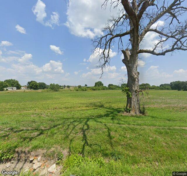 LIVINGSTON MANOR CARE CENTER nursing home in CHILLICOTHE, MO - Photo 2 of 2