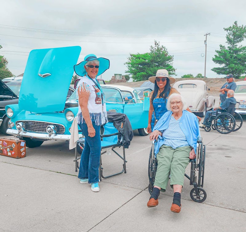 CROWN REHAB AND HEALTHCARE CENTER nursing home in HARRISONVILLE, MO - Photo 5 of 5