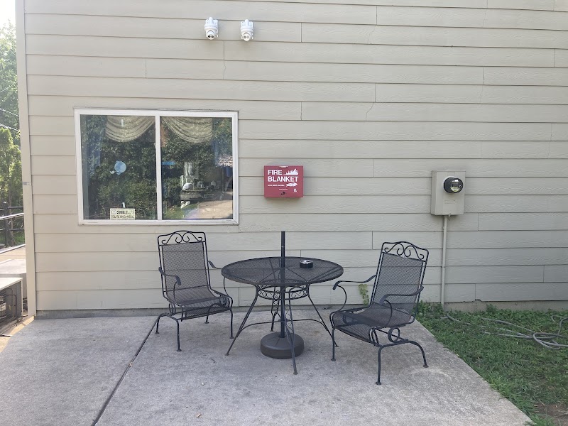 MAGNOLIA WELLNESS CENTER nursing home in SAINT LOUIS, MO - Photo 3 of 5