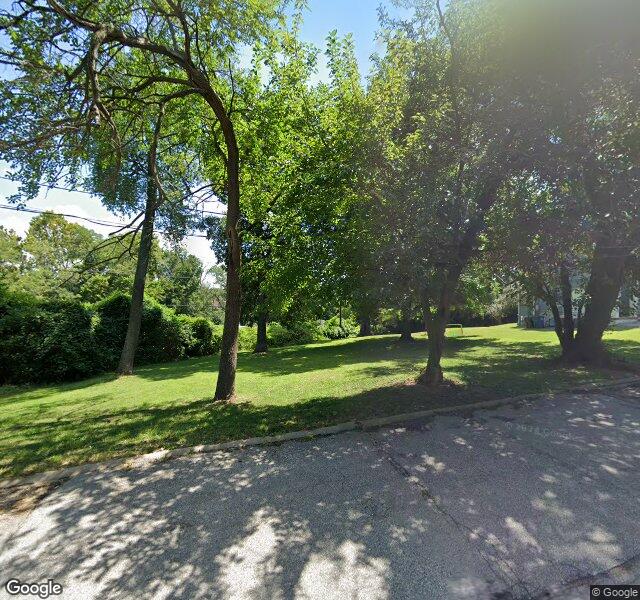 OAK KNOLL SKILLED NURSING & REHABILITATION CENTER nursing home in FERGUSON, MO - Photo 2 of 2