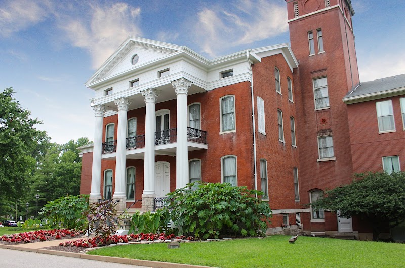 BEAUVAIS REHAB AND HEALTHCARE CENTER nursing home in SAINT LOUIS, MO - Photo 2 of 5