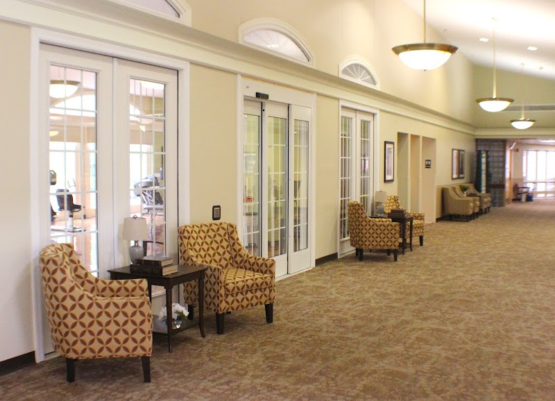 BEAUVAIS REHAB AND HEALTHCARE CENTER nursing home in SAINT LOUIS, MO - Photo 3 of 5