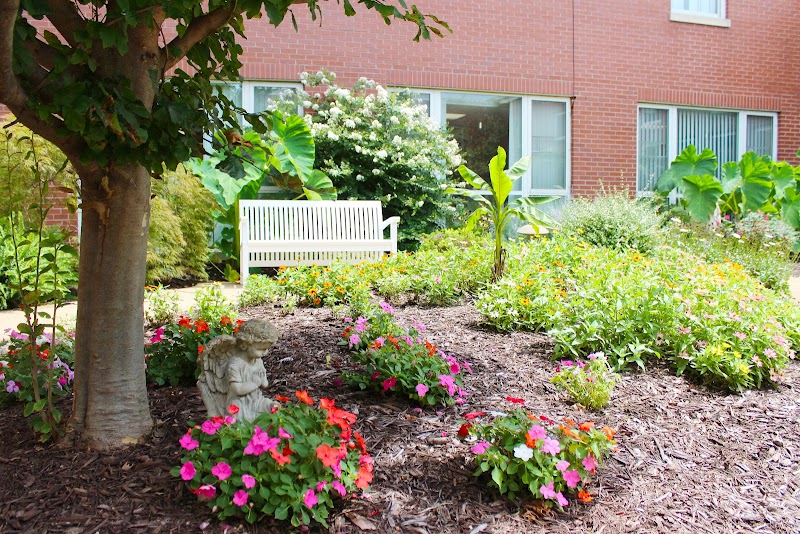 BEAUVAIS REHAB AND HEALTHCARE CENTER nursing home in SAINT LOUIS, MO - Photo 4 of 5
