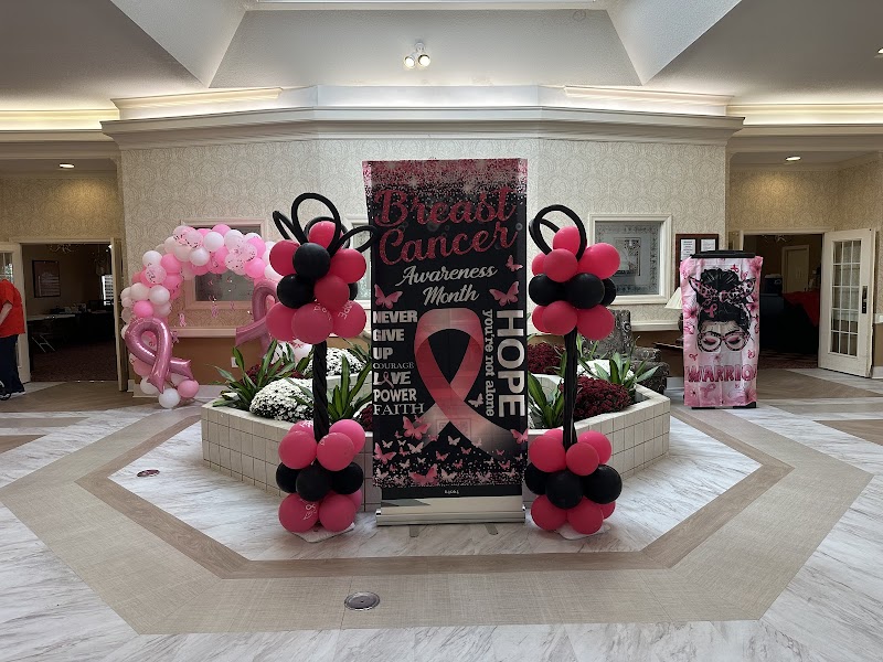 WILSHIRE AT LAKEWOOD REHAB CENTER nursing home in LEES SUMMIT, MO - Photo 4 of 5