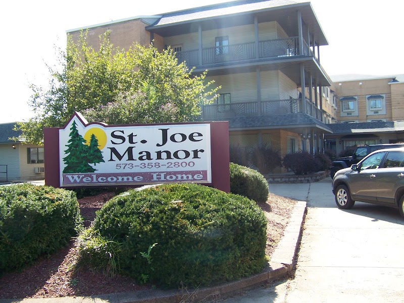 ST JOE MANOR nursing home in BONNE TERRE, MO - Photo 2 of 5