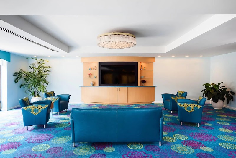 DELMAR GARDENS OF MERAMEC VALLEY nursing home in FENTON, MO - Photo 3 of 10