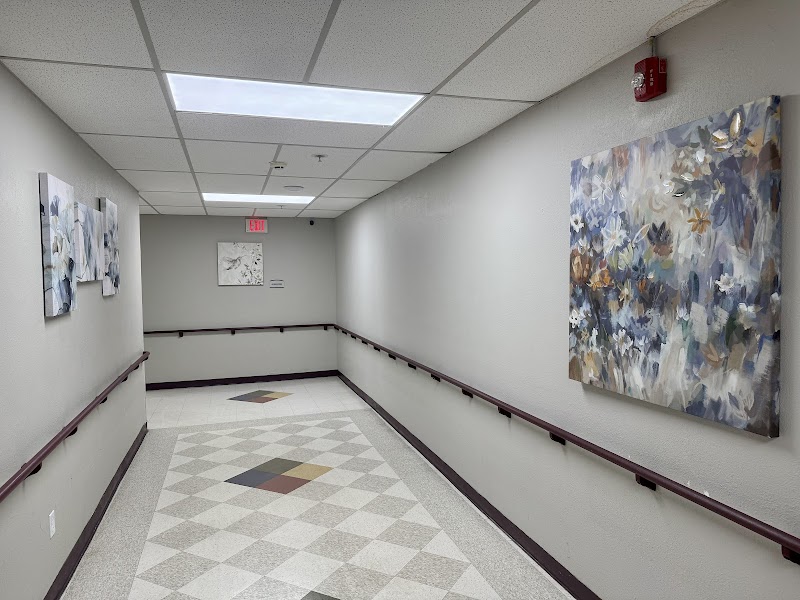 CREVE COEUR MANOR nursing home in SAINT LOUIS, MO - Photo 4 of 5