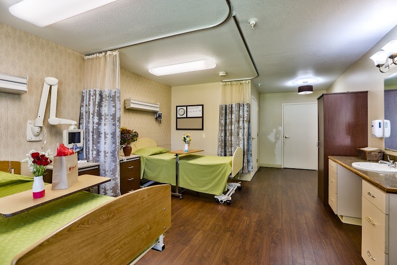 CARMEL HILLS WELLNESS & REHABILITATION nursing home in INDEPENDENCE, MO - Photo 5 of 5