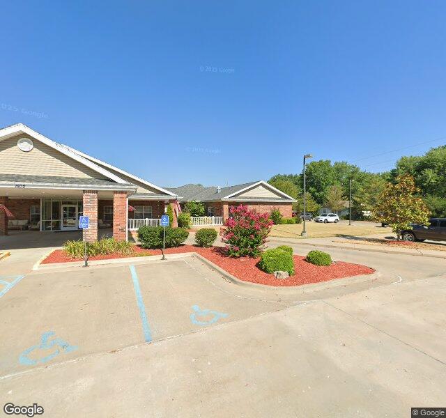 MAGNOLIA SQUARE NURSING AND REHAB nursing home in SPRINGFIELD, MO - Photo 5 of 5