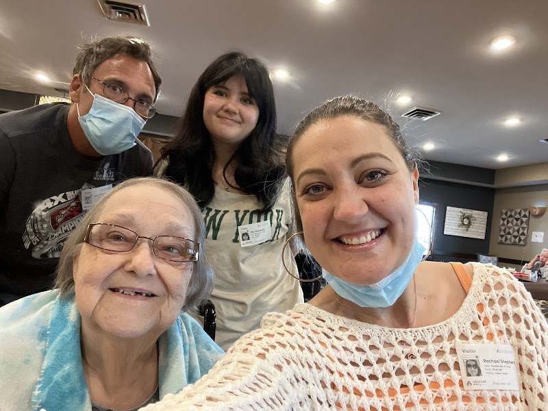 HOLDEN MANOR HEALTH & REHABILITATION nursing home in HOLDEN, MO - Photo 3 of 5