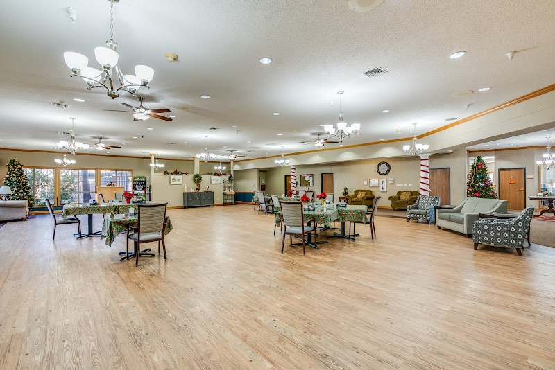 STONEBRIDGE LAKE OZARK nursing home in OSAGE BEACH, MO - Photo 3 of 10