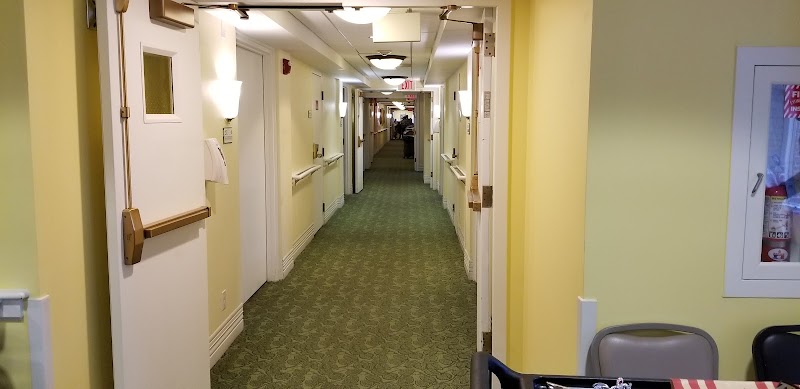 MOUNT CARMEL SENIOR LIVING - ST CHARLES, LLC nursing home in SAINT CHARLES, MO - Photo 3 of 5