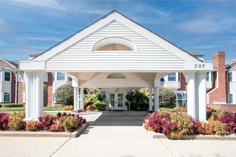 BROOKING PARK nursing home in CHESTERFIELD, MO - Photo 4 of 5