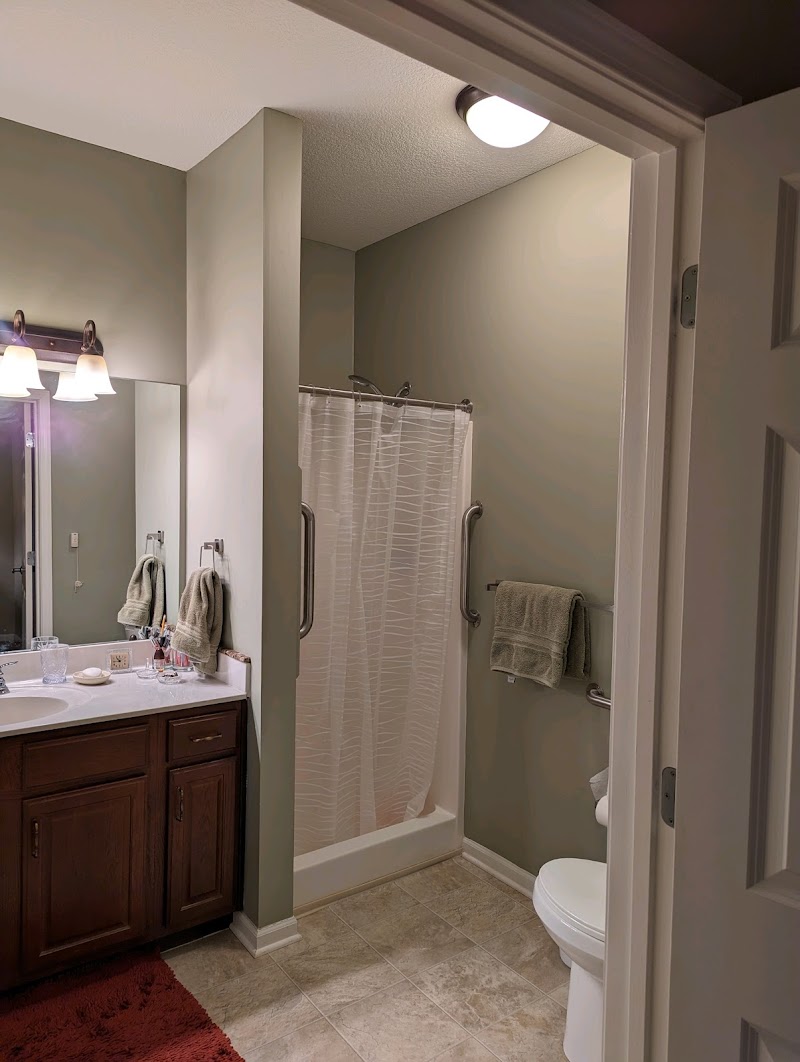 ARMOUR OAKS SENIOR LIVING COMMUNITY nursing home in KANSAS CITY, MO - Photo 4 of 5