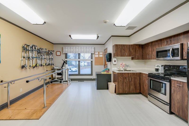 STONEBRIDGE ADAMS STREET nursing home in JEFFERSON CITY, MO - Photo 4 of 5