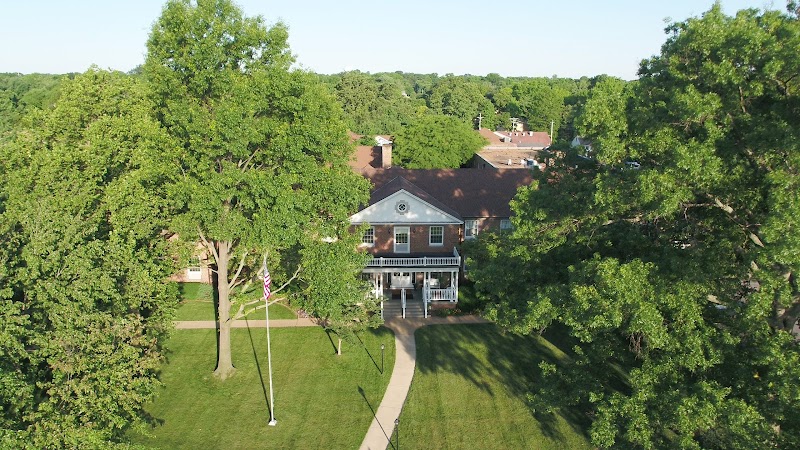 GROVE AT KIRKWOOD, THE nursing home in KIRKWOOD, MO - Photo 2 of 10