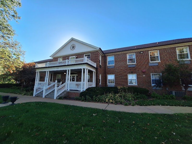 GROVE AT KIRKWOOD, THE nursing home in KIRKWOOD, MO - Photo 3 of 10