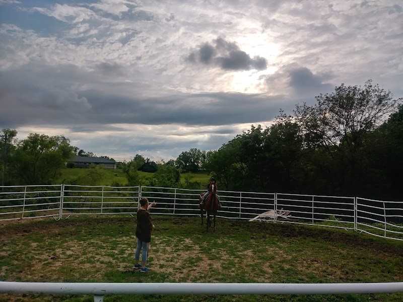 SEASONS REHAB AND HEALTHCARE CENTER nursing home in KANSAS CITY, MO - Photo 5 of 5