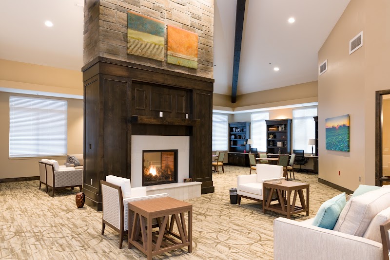 SUNTERRA SPRINGS INDEPENDENCE nursing home in INDEPENDENCE, MO - Photo 2 of 10