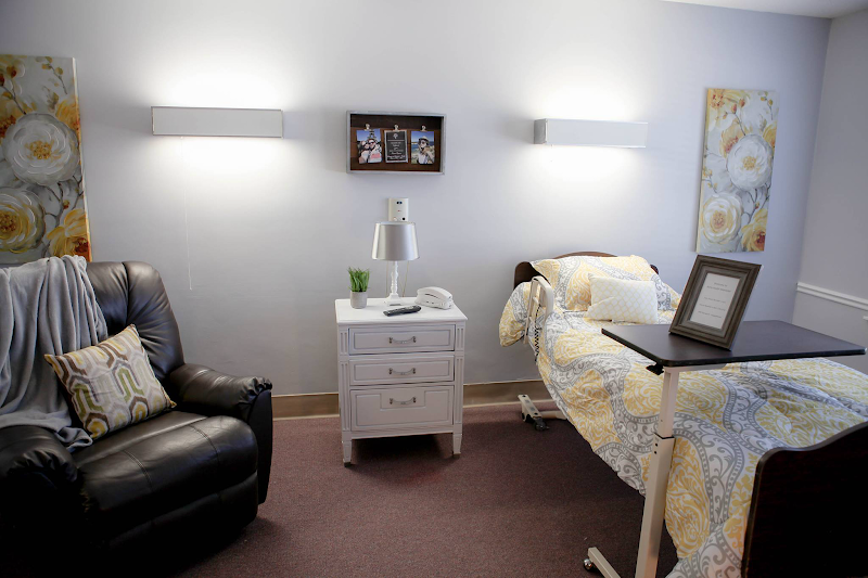 The Banyan at Montclair nursing home in Omaha, NE - Photo 4 of 5