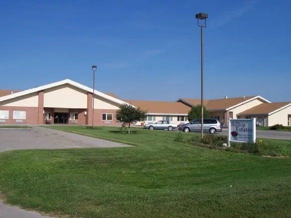 Hilltop Estates nursing home in Gothenburg, NE - Photo 4 of 10