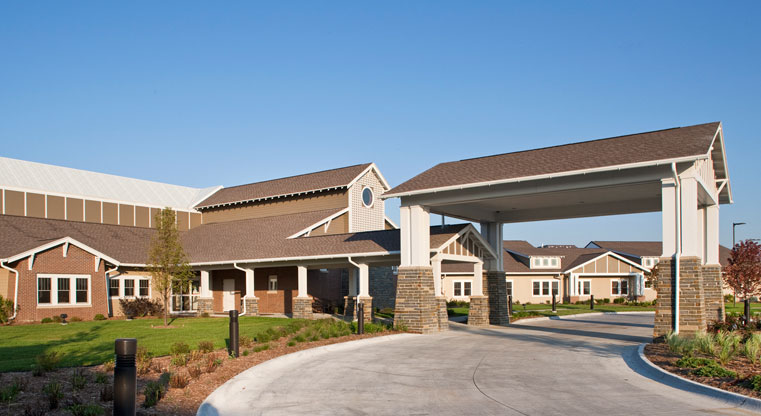 Southlake Village Rehabilitation & Care Center nursing home in Lincoln, NE - Photo 2 of 10