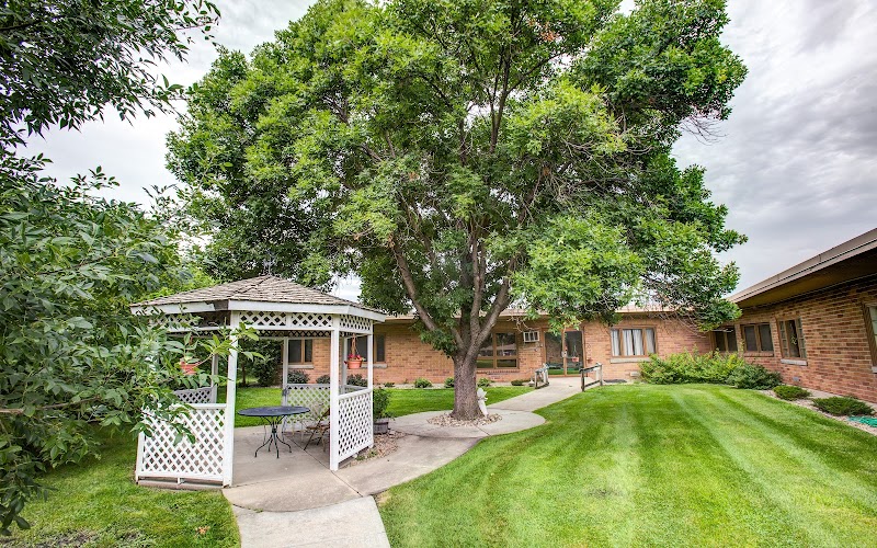 The Cedars at Broadwell nursing home in Grand Island, NE - Photo 2 of 5