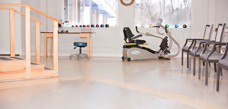 Emerald Nursing & Rehab Legacy Pointe llc nursing home in Omaha, NE - Photo 2 of 4