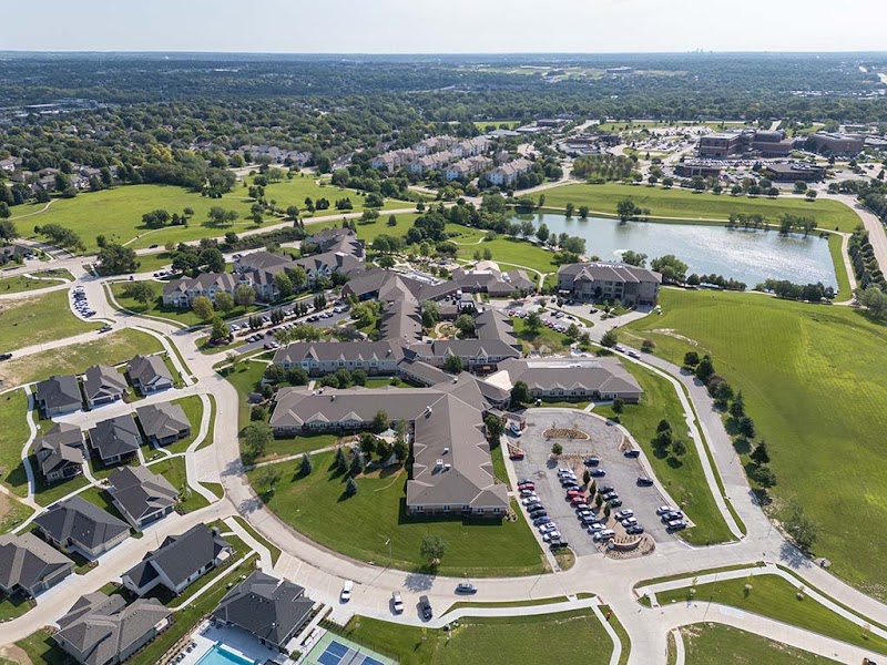 The Lighthouse at Lakeside Village nursing home in Omaha, NE - Photo 2 of 10
