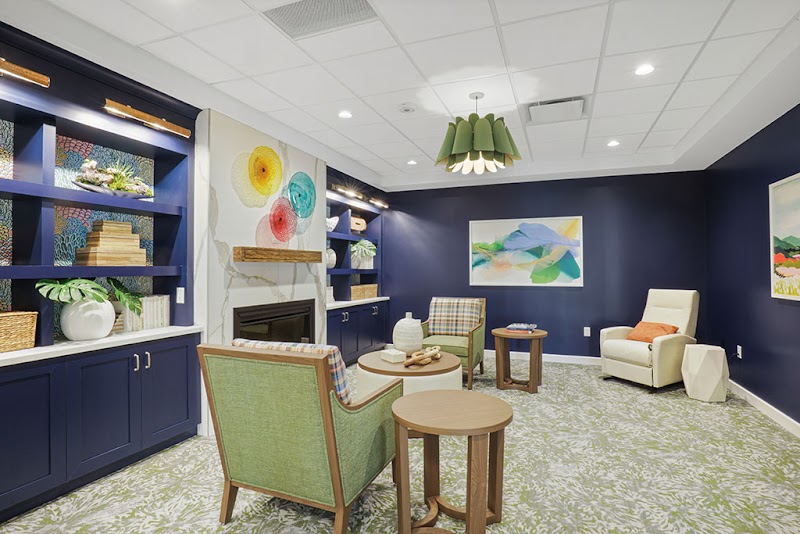 The Lighthouse at Lakeside Village nursing home in Omaha, NE - Photo 3 of 10