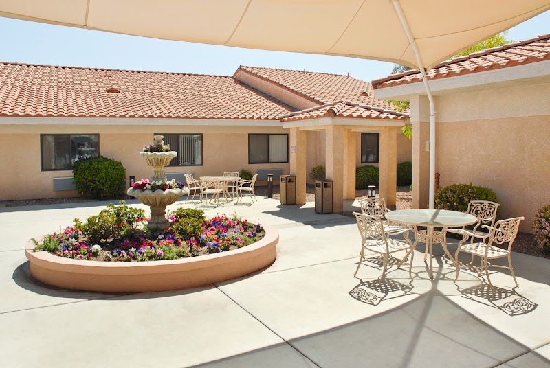 LIFE CARE CENTER OF LAS VEGAS nursing home in LAS VEGAS, NV - Photo 2 of 5