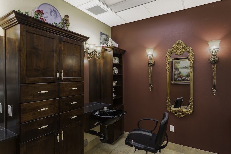 ADVANCED HEALTH CARE OF LAS VEGAS nursing home in LAS VEGAS, NV - Photo 4 of 10