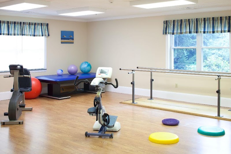 OCEANSIDE SKILLED NURSING AND REHABILITATION nursing home in HAMPTON, NH - Photo 5 of 5