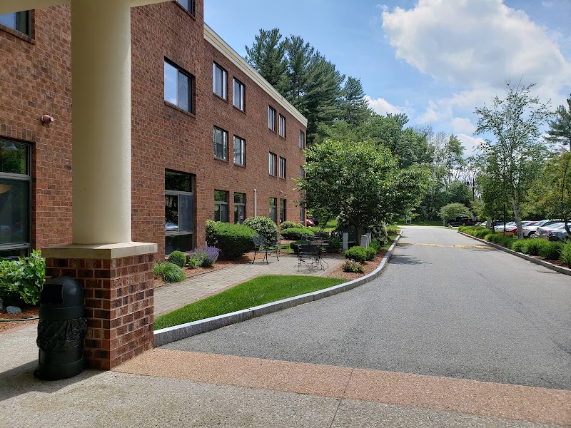 SALEMHAVEN nursing home in SALEM, NH - Photo 5 of 5