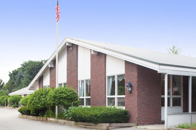 CRESTWOOD CENTER nursing home in MILFORD, NH - Photo 2 of 7