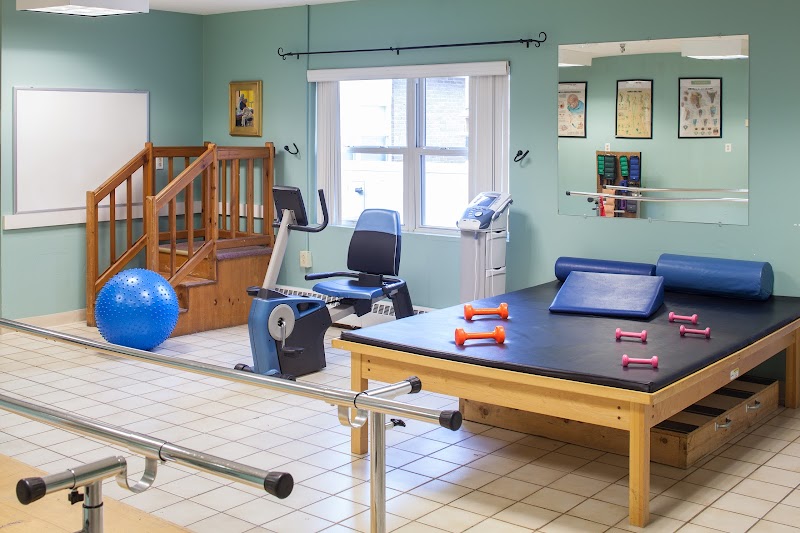 CRESTWOOD CENTER nursing home in MILFORD, NH - Photo 5 of 7