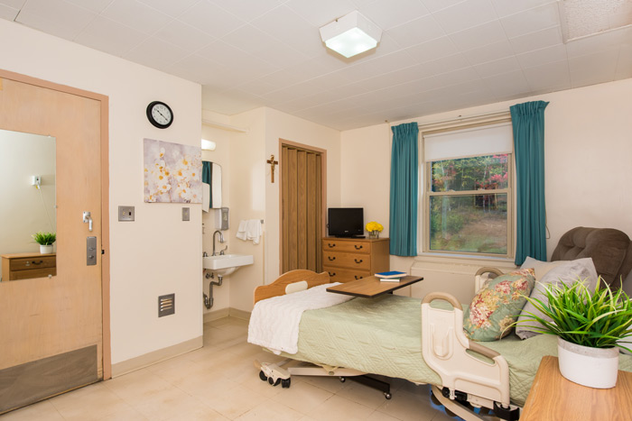 SAINT VINCENT REHABILITATION & NURSING CENTER nursing home in BERLIN, NH - Photo 4 of 5