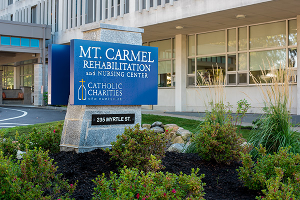 MOUNT CARMEL REHABILITATION AND NURSING CENTER nursing home in MANCHESTER, NH - Photo 2 of 10